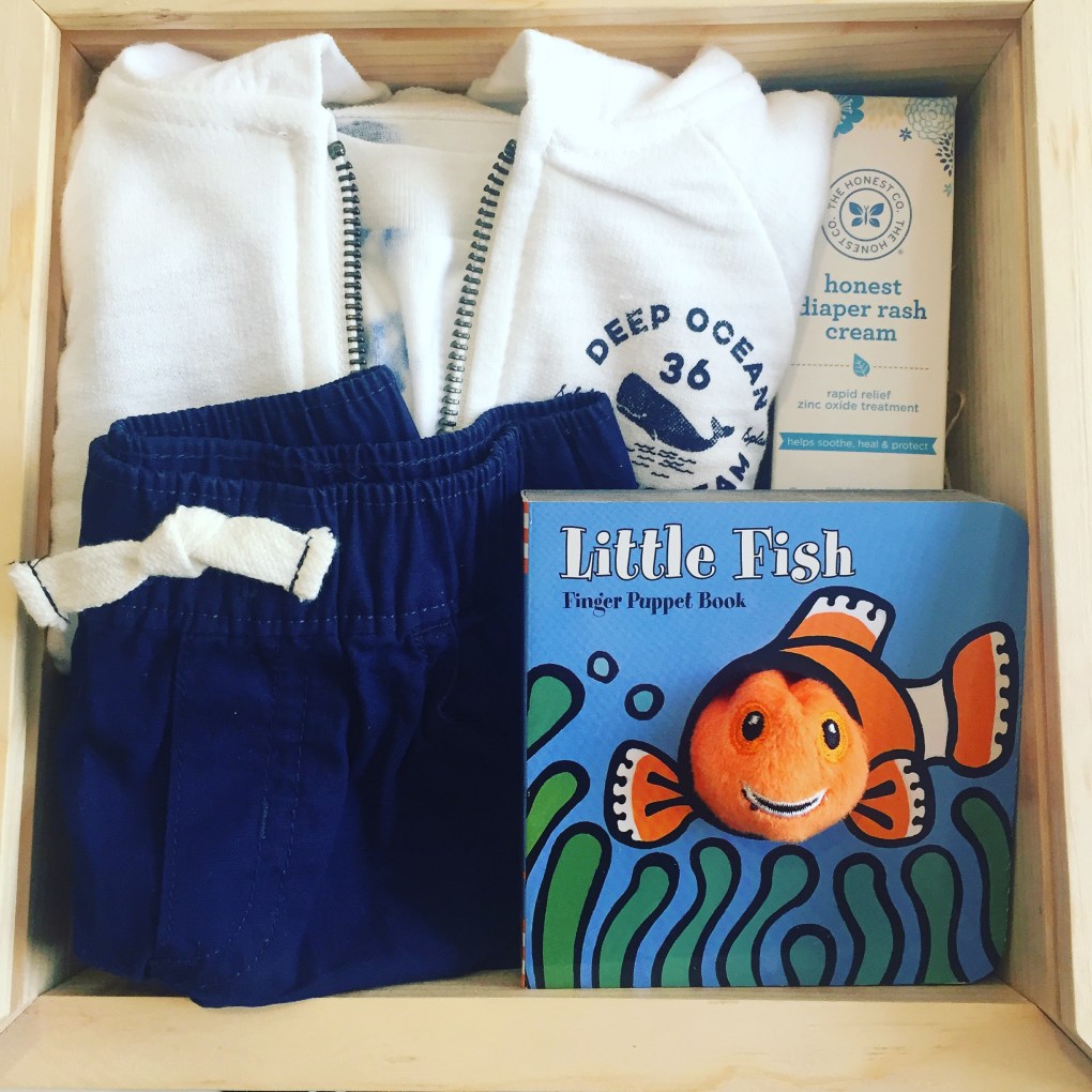 Gift box: baby boy_open box