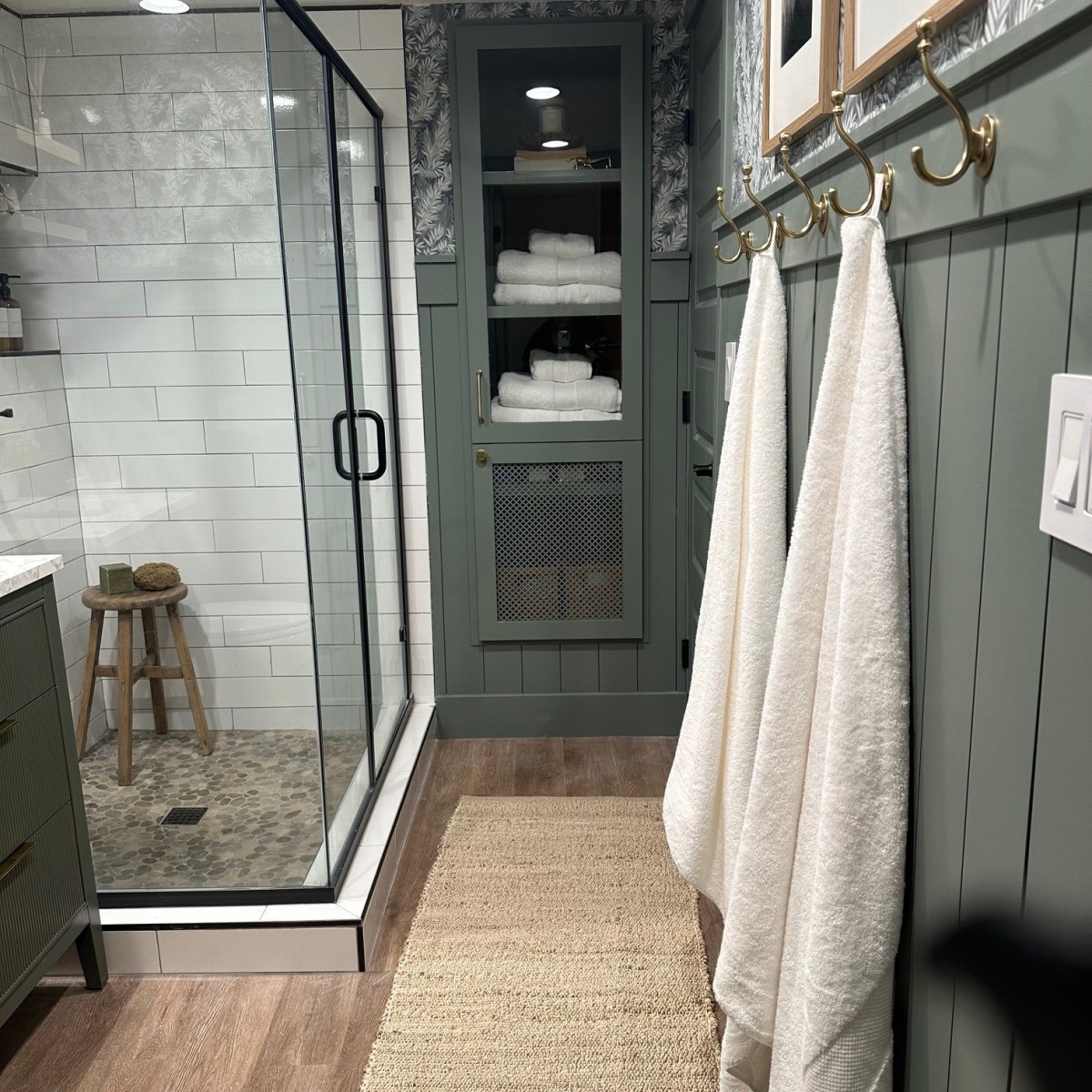 The Reveal: Cabin Guest Bath (Before &&nbsp;After)